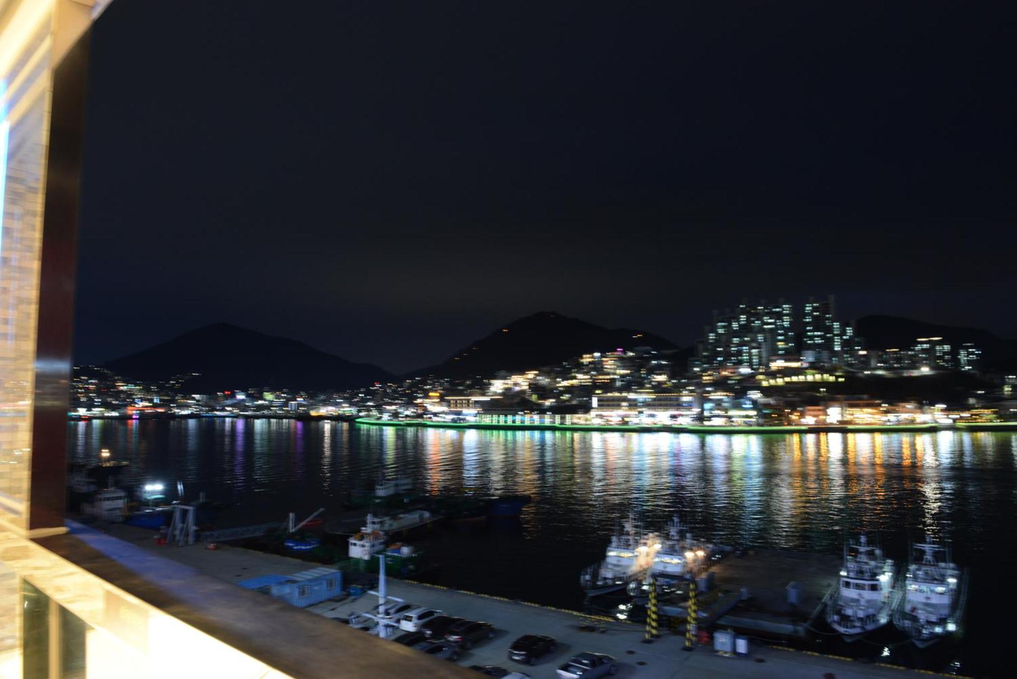 Lium Spa Hostel Yeosu Exterior foto