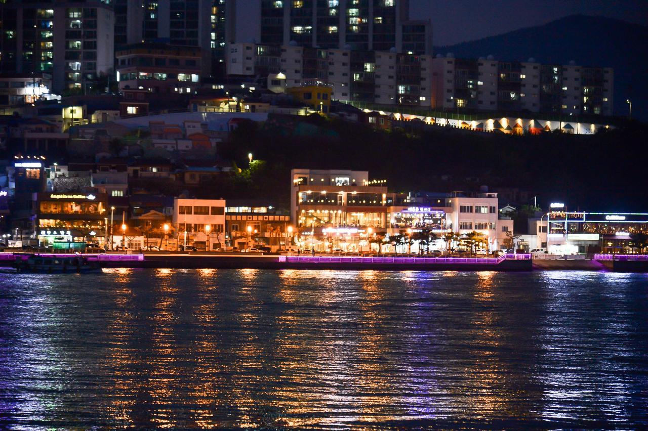 Lium Spa Hostel Yeosu Exterior foto